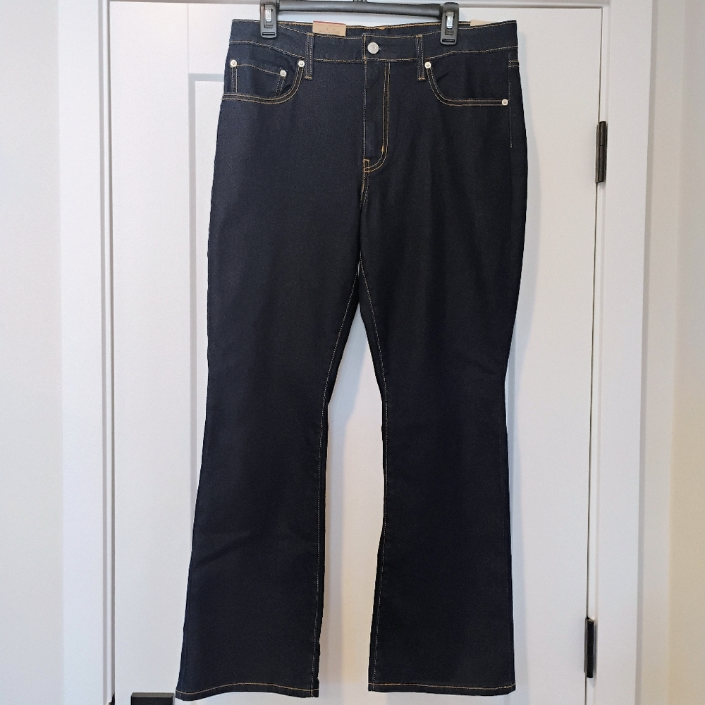 NWT 32 14 Levi's 725 High-Rise Bootcut Dark Wash Denim Blue Jeans Stretch NEW